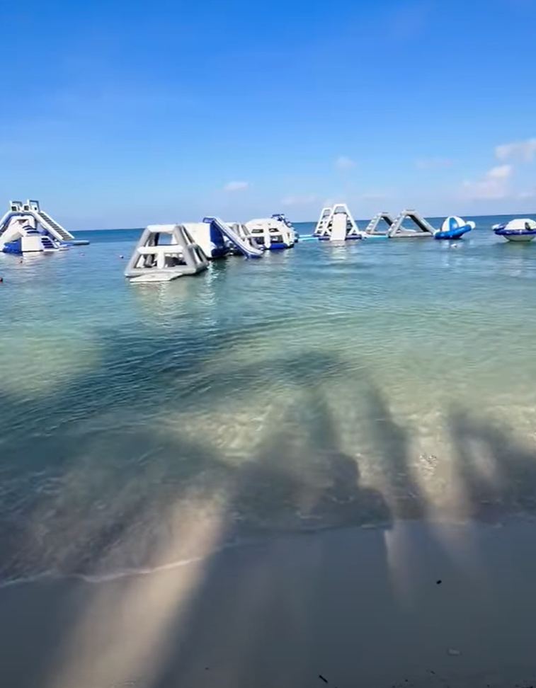 Recent photograph of Playa San Francisco
