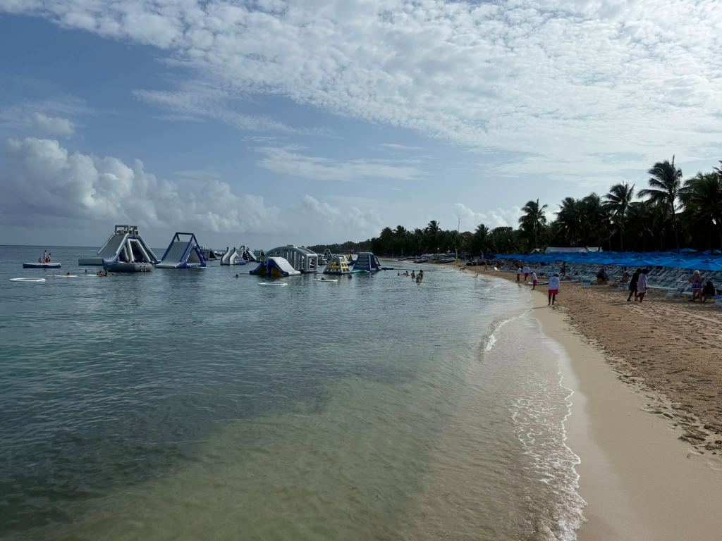 Recent photograph of Playa San Francisco